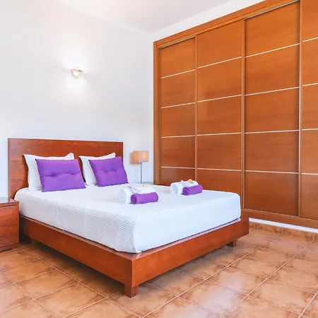 Villa Charming With Private Pool Albufeira