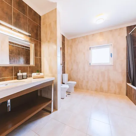 Vila Villa In Albufeira Near Sea Beach *