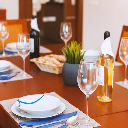 Villa In Albufeira Near Sea Beach * البوفيرا